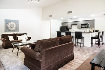 Clubhouse Lounge at Summit Ridge Apartments, Texas, 76502